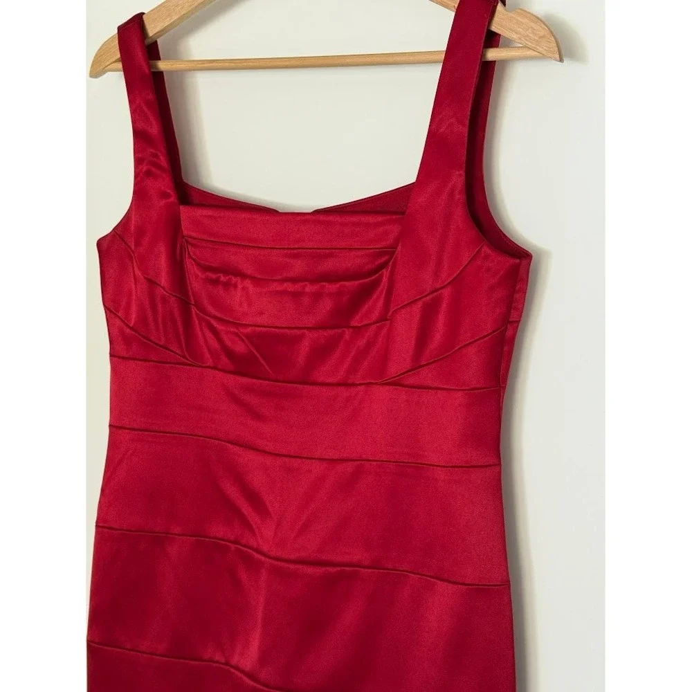 33-Dressbarn‎ Collection  Sz 8 Red Sheath Dress Square Neck Sleeveless Ruched
